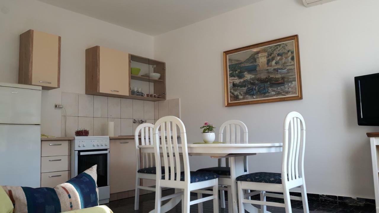 Apartment Ivo Trogir Exterior foto